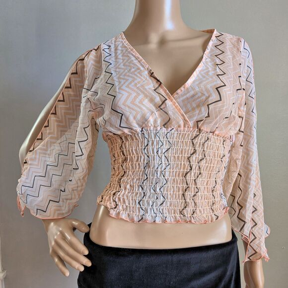 Vintage Y2K Q&A Cropped Top Semi-Sheer Shirred Zig Zag Boho Size Large - Picture 2 of 8